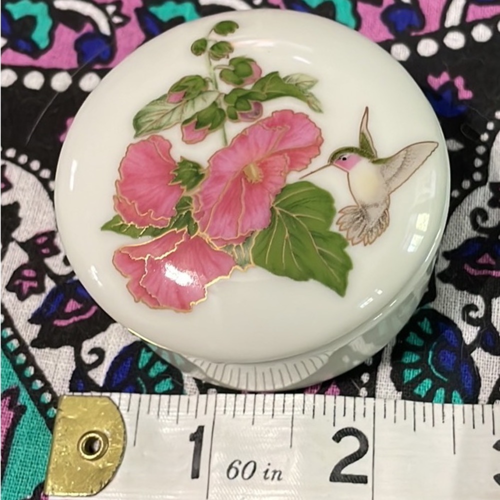 Vintage Otagiri Japan Porcelain Hummingbird small trinket container
